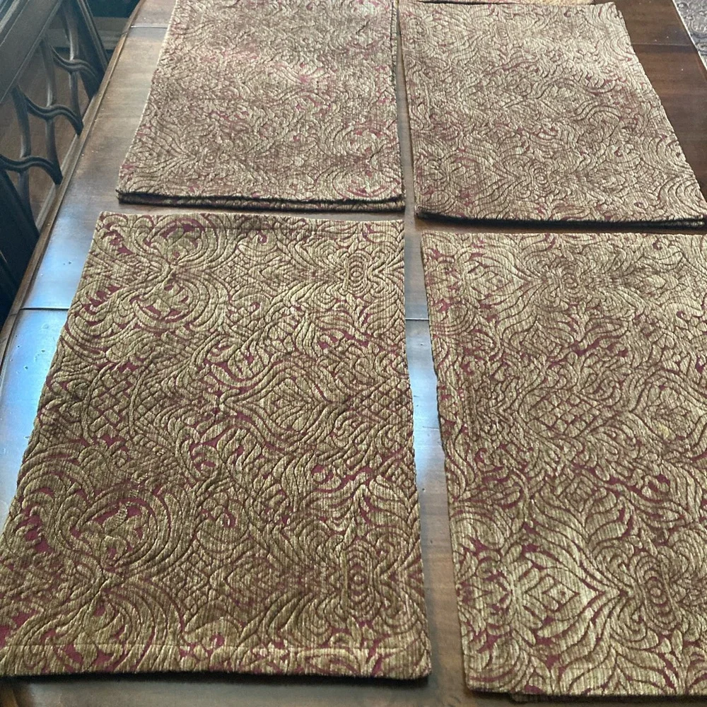 Luxurious Burgundy and Gold Damask Placemat - set of 8 plus 1 larger piece